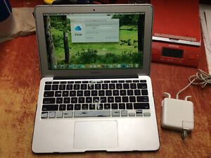 Apple MacBook Air 11-Inch Mid 2011 i5 1.6GHz 4GB RAM 64GB SSD W/CHARGER