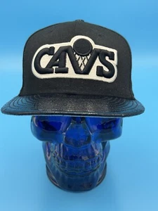 Cleveland Cavaliers BLACK SnapBack Cap CAVS Hat Hardwood Classics 9Fifty - Picture 1 of 5