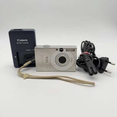 Canon IXUS 70 Silber - Kompakte Digitalkamera - Geprüft - Bild 1 von 4