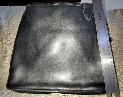 Bolso de hombro vintage Longchamp Roseau de cuero negro con palanca de cubo Foto 1 de 4