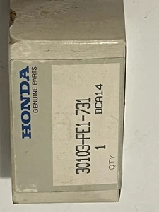 OEM HONDA Distributor Rotor Head for 1986-1987 HONDA CRX HF 30103-PE1-731 - Picture 1 of 6