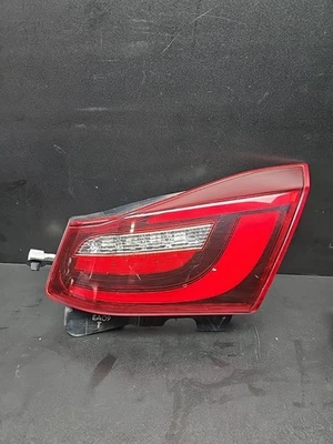 2015-2019 INFINITI Q70 Q70L ПРАВЫЙ ПАССАЖИРСКИЙ ЗАДНИЙ ВНУТРЕННИЙ СВЕТОДИОДНЫЙ ЗАДНИЙ ФОНАРЬ OEM - Изображение 1 из 4