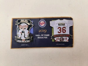 2019 Minnesota Twins Jerry Bell And Joe Nathan Hall of Fame Enamel Pins On Card - Picture 1 of 4
