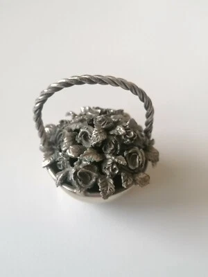 Miniatura in argento 800 cesellata a mano. Oreficeria Giovanni Raspini - Immagine 1 di 2