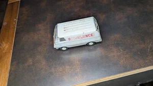 ¡Mini ambulancia blanca TONKA de colección diecast ACERO PRENSADO! M1B - Imagen 1 de 5