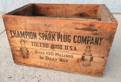 Vintage Champion Spark Plugs Toledo OH. Shipping Crate Original Advertising RARE - Image 1 of 4