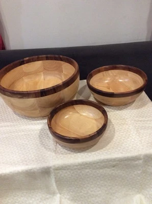 Ensaladeras Fernanda Mfg de madera de abedul 13 7/8", 9 7/8", 8" nuevas 3 piezas Foto 1 de 4