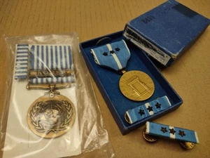 Korean Service Medal & Ribbon Bars W/ Stars & Box + United Nations Service Medal - Picture 1 of 2