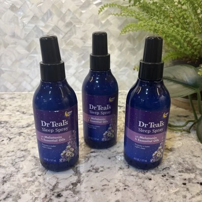 Spray para dormir con mezcla de melatonina y aceites esenciales, 6 fl oz (paquete de 3) Foto 1 de 4