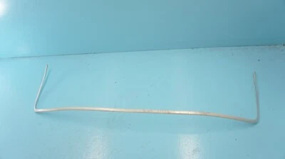 MERCEDES--BENZ W111 220SE 250SE CUPÉ, PARABRISAS DELANTERO EXTERIOR MOLDURA SUPERIOR Foto 1 de 4