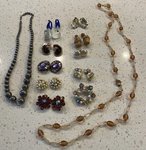 Lote de joyería vintage de los años 60 broche esmaltado pendientes clip Alemania Japón - Imagen 1 de 12