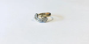 Vintage 14KT Yellow Gold Diamond Ring, Ring Size 7 - Picture 1 of 7
