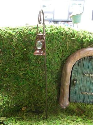 MG36 Marshall Home & Garden Miniature fairy lantern on hook - Image 1 of 3