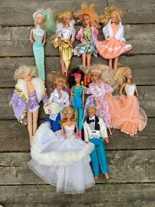 Lote de 11 muñecas Barbie vintage de los años 80 - Peaches n Creame, Dr. Barbara y más - Imagen 1 de 8