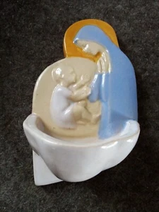 Bénitier, Vierge à l'Enfant de Maria Caullet-Nantard, faïence polychrome - Imagen 1 de 4