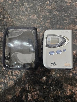 Reproductor de casete/banda meteorológica Sony Walkman WM-FX290W AM/FM probado funcionando Foto 1 de 4