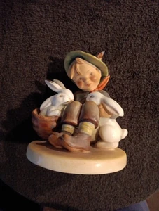 Goebel Hummel 1979 “Playmates” Just Friends Figurine #58/1, 4”in  - Picture 1 of 5