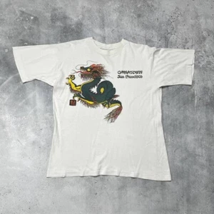 Camiseta De Colección 1987 Chinatown San Francisco Souvenir Dragon Blanca Talla M/L - Imagen 1 de 22
