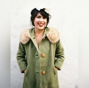 Vintage 1960’s Union Made ILGWU Woman’s Wool Pennylane Coat With Rabbit Fur Trim - Picture 1 of 12