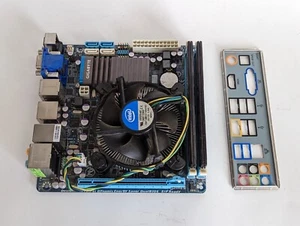 Placa madre Gigabyte GA-H67N-USB3-B3 con procesador Intel Core i3-2105 y 8 GB de RAM - Imagen 1 de 7