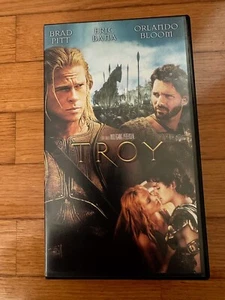 VHS film TROY Brad Pitt Eric Bana Orlando Bloom 2004 Warner Home Video - Foto 1 di 2