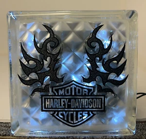 Harley Davidson Silver Wings Light Cube Box Motorcycles, Glass, Man Cave Ready. - Picture 1 of 7