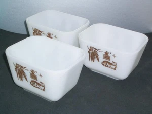Set of 3 Vintage Pyrex 501 B Early American ~ 1 1/2 Cup Refrigerator Dishes - Picture 1 of 3