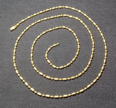 Cadena de etiqueta de perro tipo militar con cuentas ovaladas y esféricas elegantes de latón color dorado de 30" Foto 1 de 4