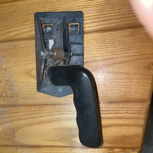 2001 Front LH Driver Side Inside Door Handle 15760297 - Picture 1 of 3