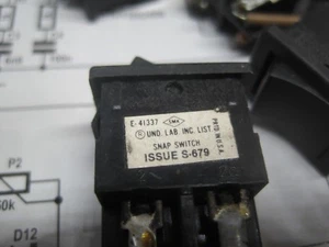 Toggle Switch ON - NONE - ON E41337 6A125VAC, 4A250VAC SMK 5pcs. - Imagen 1 de 2
