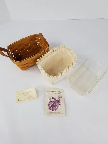Longaberger 90s Classic Tea Basket With Beige Liner and Plastic Protector Cover