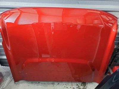 Ford Bronco Hood 2021-2025 OEM en rojo pimienta picante Foto 1 de 4
