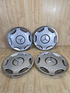 Mercedes W124 Radkappe 15 Zoll  1244010924 - Bild 1 von 12