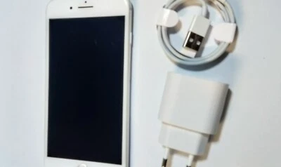 Apple iPhone 8 Plus A1897 (GSM) - 256GB - Silber (Ohne Simlock) - Bild 1 von 2