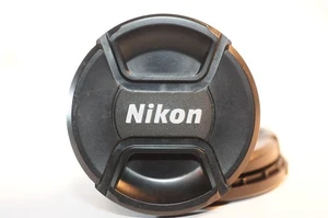 Nikon LC-72 72mm lens cap center pinch Genuine Nikon - Picture 1 of 4