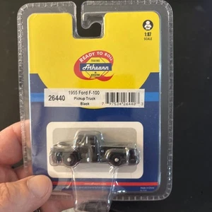 Camioneta Ford F-100 1955 HO Athearn 26440 - negra - Imagen 1 de 2