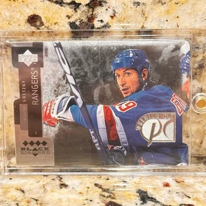 1997 UD Black Diamond Wayne Gretzky Premium Cut 1:30000 Packs SSP Horizontal - Picture 1 of 2