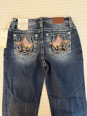 NUEVO CON ETIQUETAS BOTA MISS ME JEANS TIRO MEDIO SLIM FIT 28 x 34 DK BLU STAR HERRADURA DESIERTO Foto 1 de 4