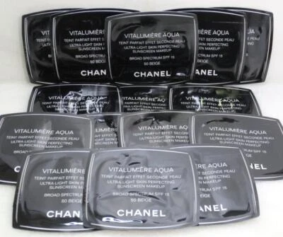 15 x CHANEL VITALUMIERE AQUA ULTRA-LIGHT PERFECTING MAKEUP SPF15 - 50 BEIGE - Image 1 of 4