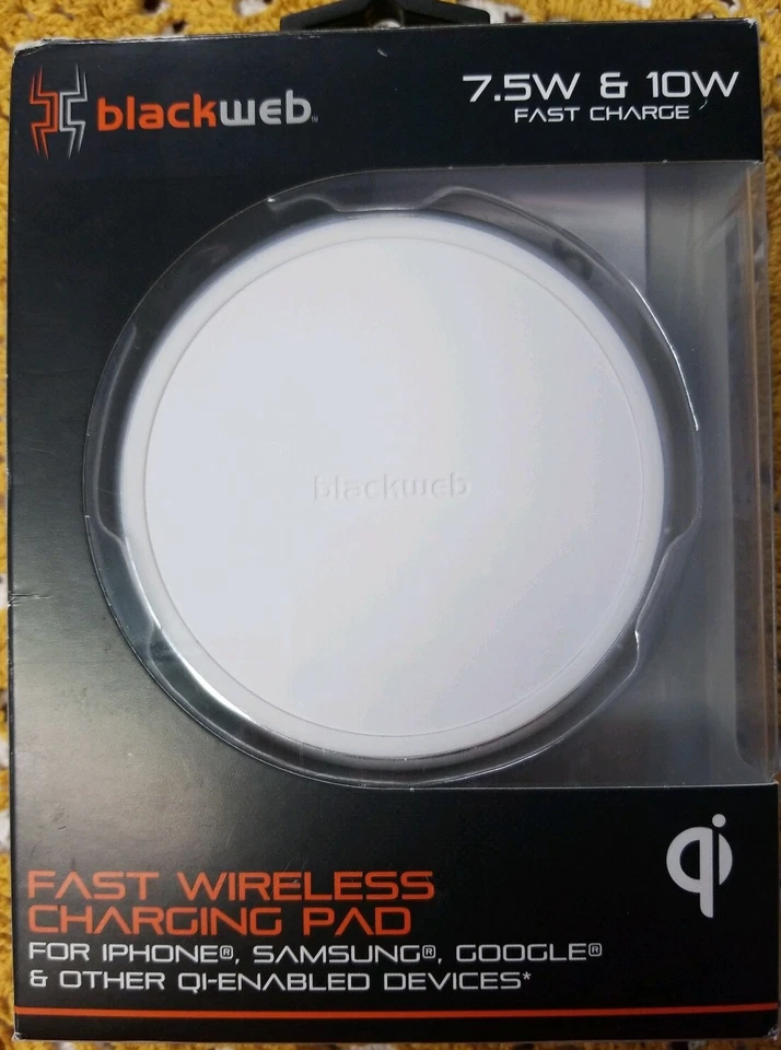 Almohadilla de carga inalámbrica rápida Blackweb 7,5 W y 10 W habilitada para Qi - iPhone, Samsung, etc. Foto 1 de 4