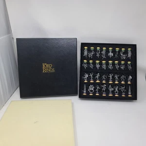 Lord of the Rings The Noble Collection Pewter Chess Set - Picture 1 of 12