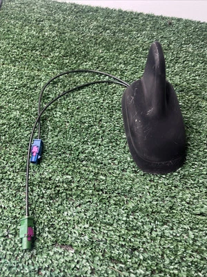 VW JETTA HYBRID MK6 2011-2018 - techo/antena Shark FIN 3C0035507AC Foto 1 de 4