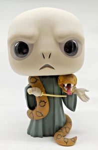 DA11 Funko Pop! Movies: Harry Potter - Lord Voldemort (10 inch) Vinyl Figure 109 - Picture 1 of 5