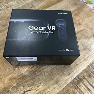 Samsung SMR324 Gear VR with Controller Black Used - Picture 1 of 12