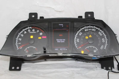 Cuadro de instrumentos velocímetro Toyota Tacoma 2016 2017 medidores 42.117 millas Foto 1 de 4