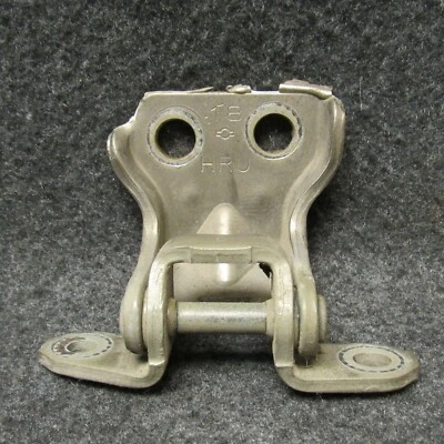 2002-2004 Nissan Frontier 4dr Crew Cab RH Rear Upper Door Hinge EX1 Gold 55390 - Image 1 of 3