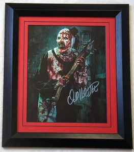 David Howard Thornton signed Terrifier Licensed Photo Red matted and framed. - Picture 1 of 2