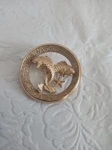 Vintage Crown Trifari Brushed  Gold Tone Pisces Zodiac Brooch  - Picture 1 of 4