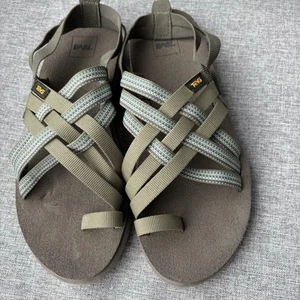 Teva Voya flache Damen-Sportsandale mit Riemchen Größe 9 olivgrün schnelltrocknend Wandern - Bild 1 von 11