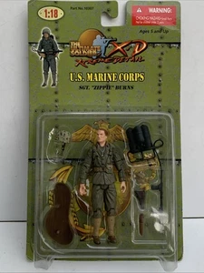 1:18 21st Century Toys Ultimate Soldier US Marine Flammenwerfer - BURNS - Bild 1 von 3